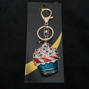 🔥🆕 Cylinder Ice Cream Crystal Keychain